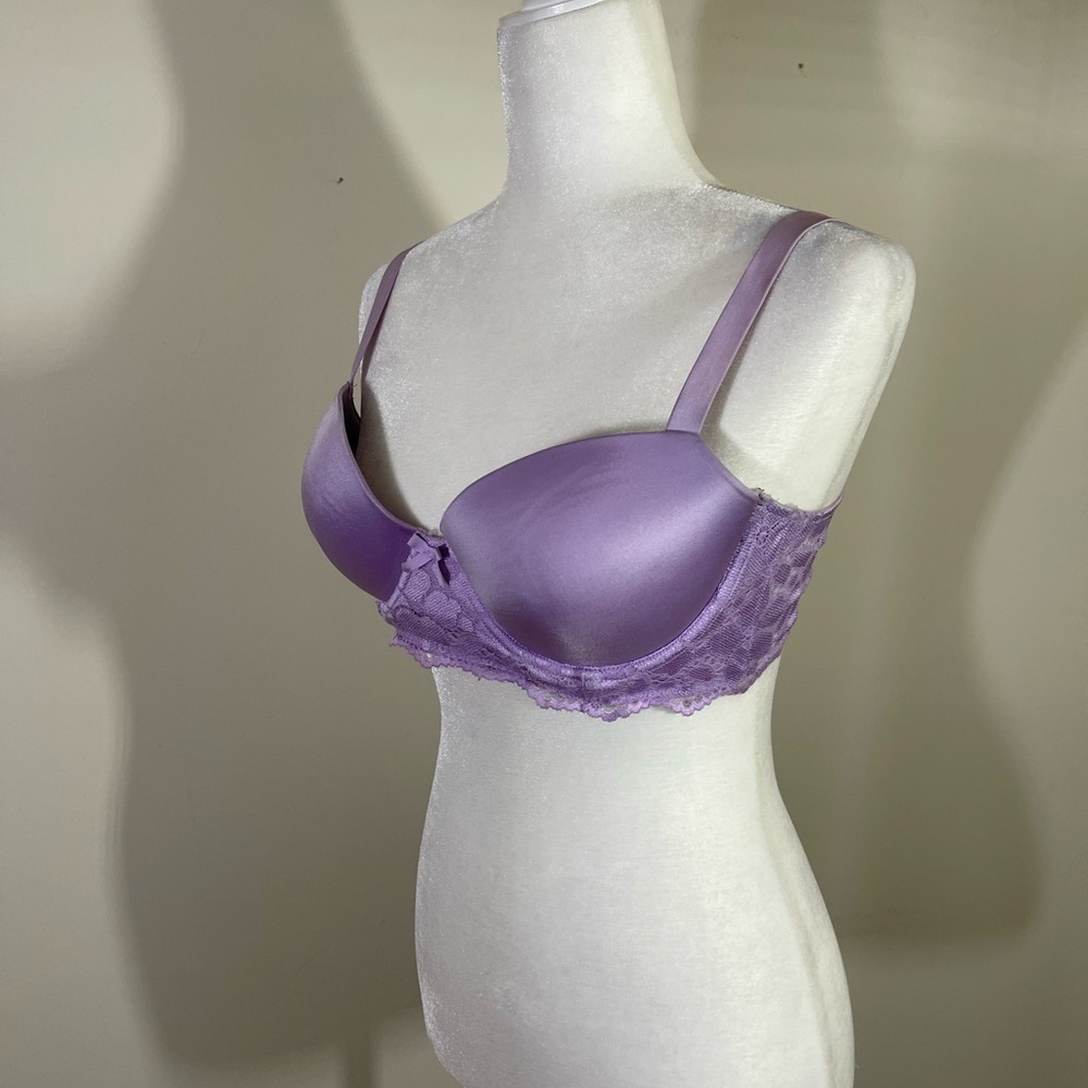 Aerie bra sz 36 C soft cups lace accents in a beautiful lavender